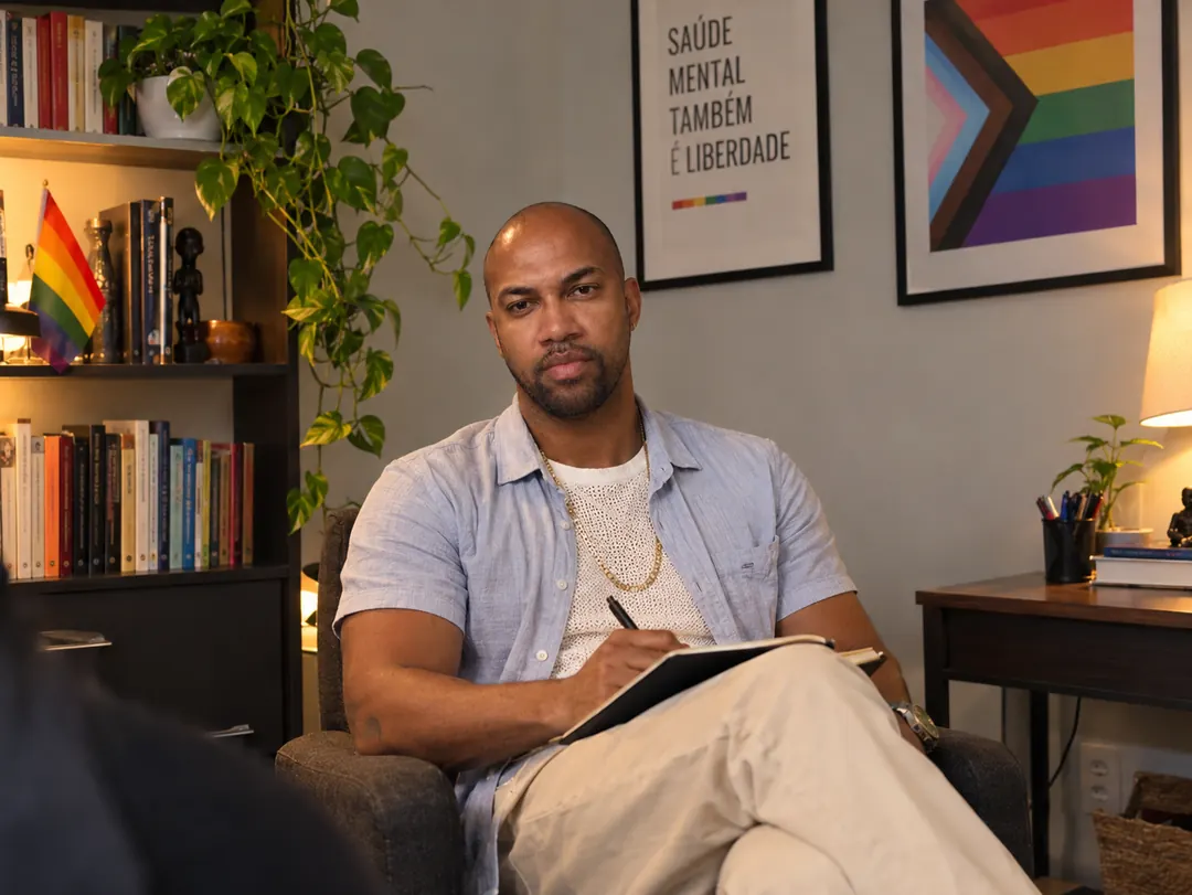 William Camilo, psicólogo, responde às perguntas frequentes sobre terapia online